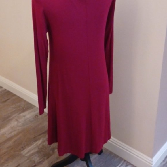 Dearcase Women's Dress Burgundy Wine, Stretchy Knit, Size M - Picture 4 of 6